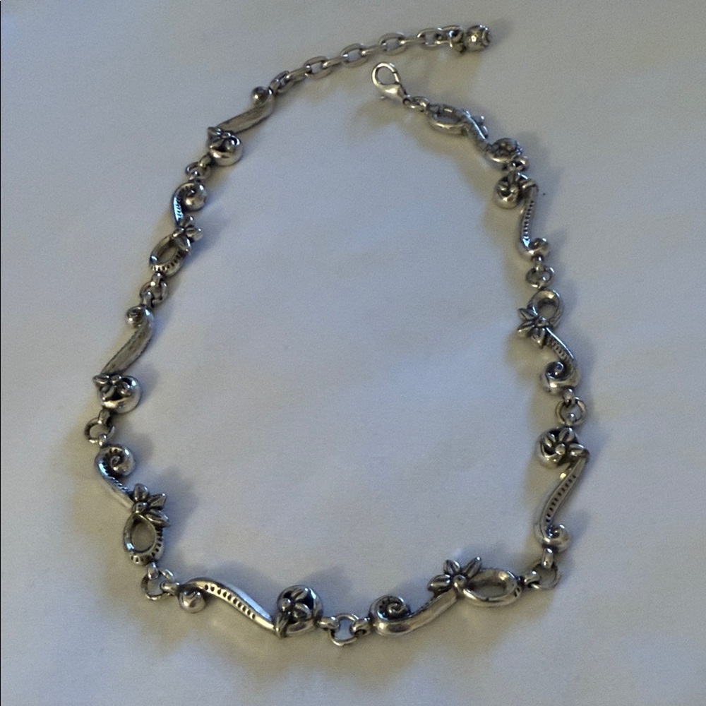 Elegant Silver Women's Bracelet